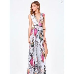 Bebe Print Double Slit Gown